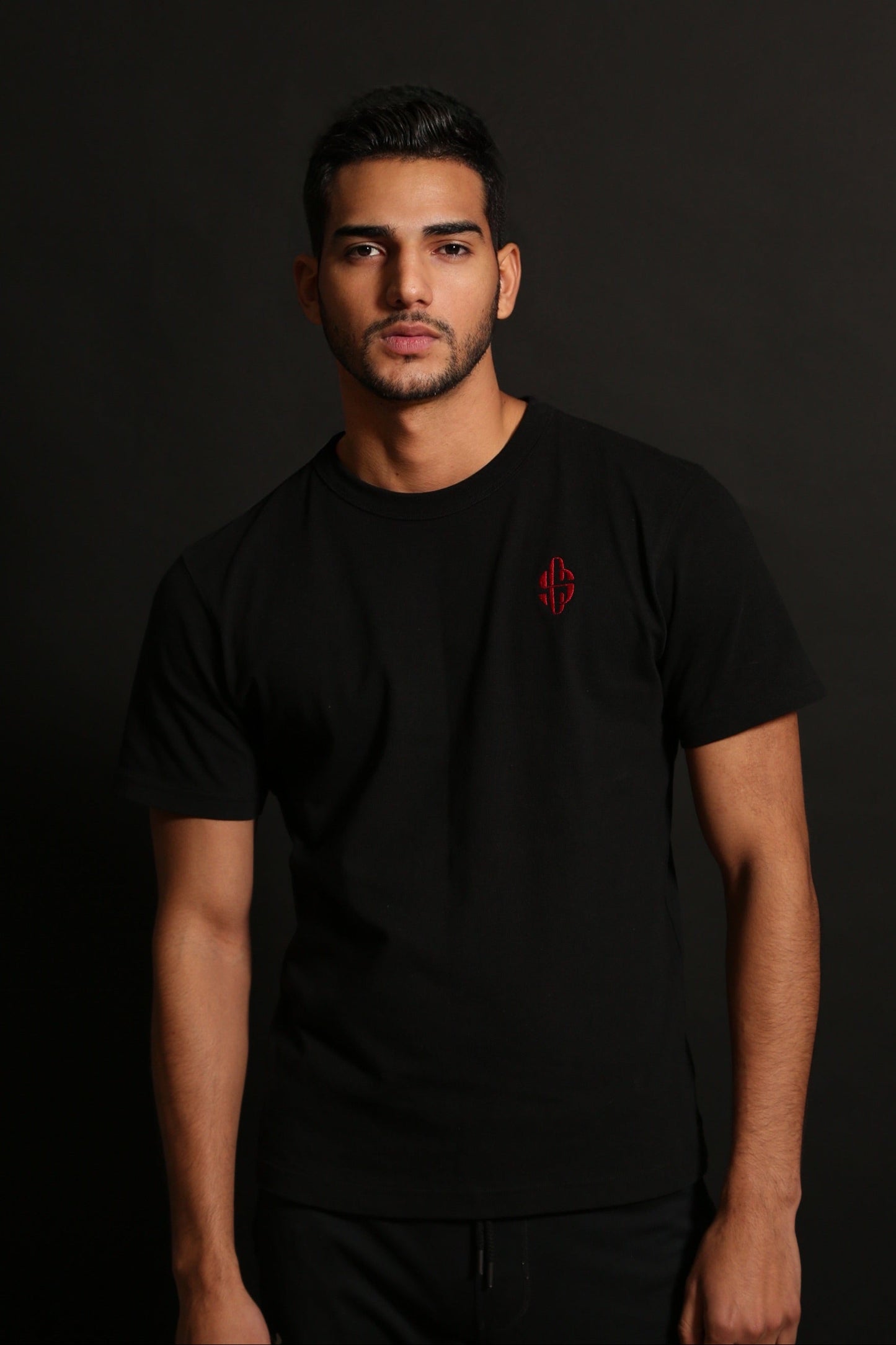 Men’s Crewneck Tee (blk/red)